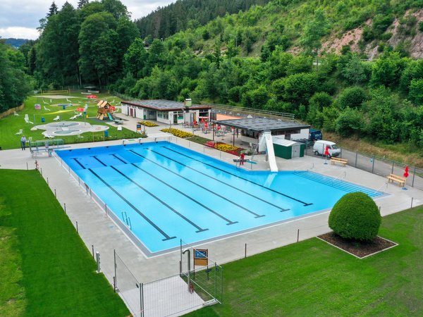 Freibad Lenzkirch Copyright: (Mit freundlicher Genehmigung der Gemeindeverwaltung Lenzkirch)