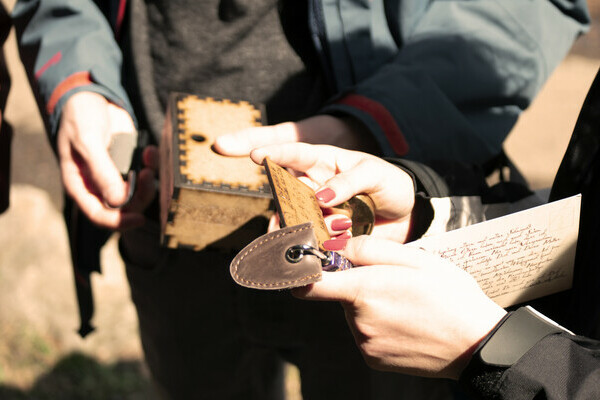 Luise & Friedrich Bildnachweis: Mit freundlicher Genehmigung von Berggeheimnis Luise & Friedrich Bildnachweis: Mit freundlicher Genehmigung von Berggeheimnis
