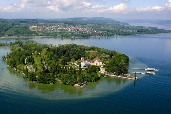  Bildnachweis:  Mit freundlicher Genehmigung der Mainau GmbH; Fotonachweis: Insel Mainau/Peter Allgaier